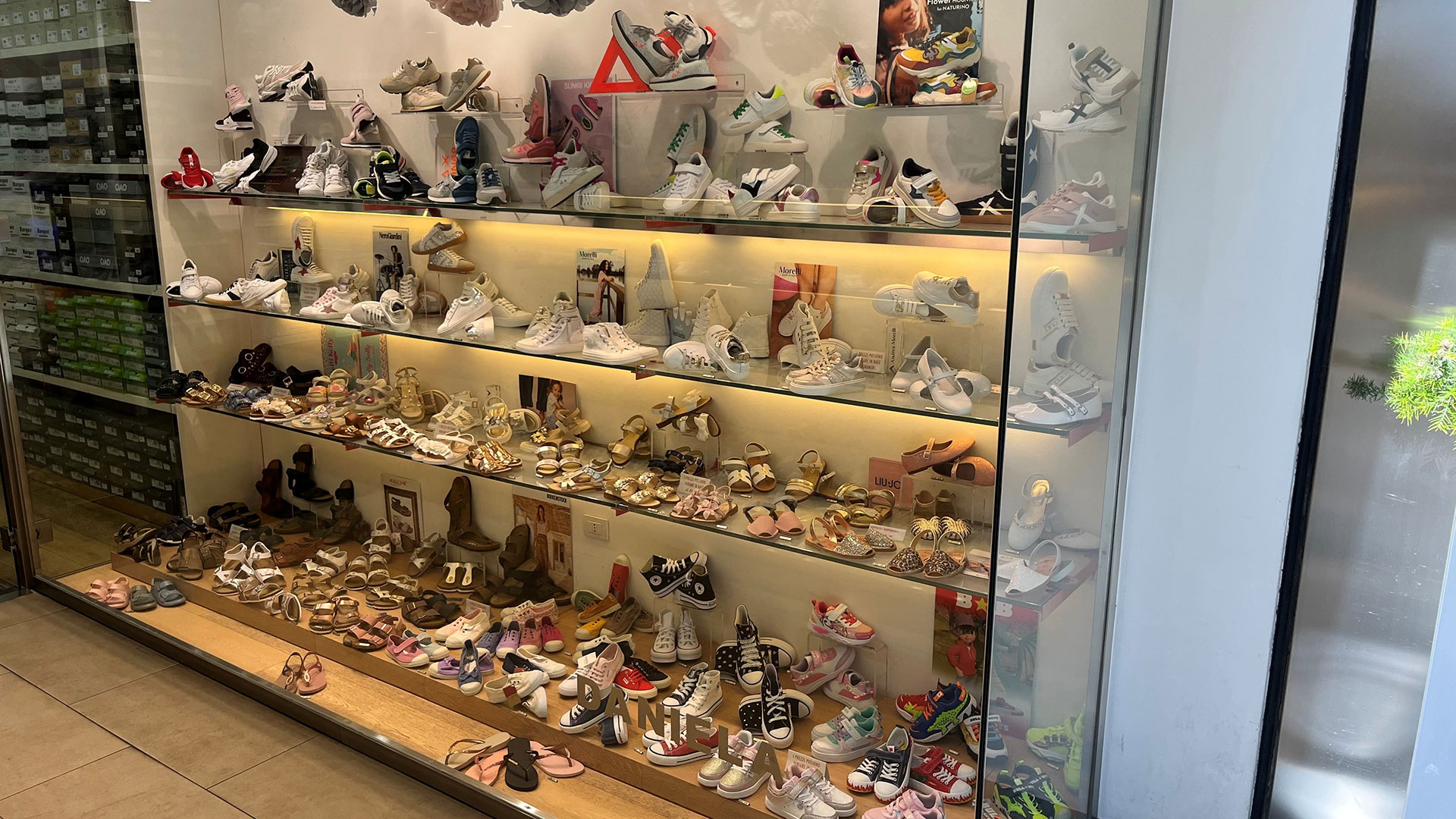 Calzature per Ragazzi Empoli, Montelupo, Vinci, San Miniato, Cerreto