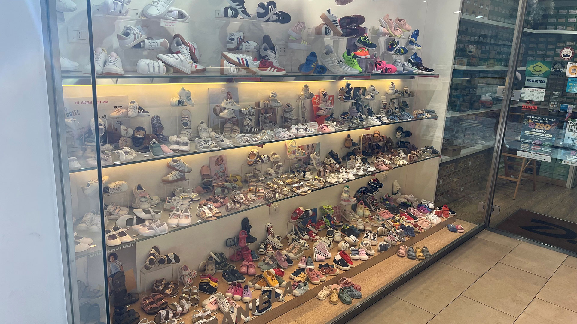 Calzature per Ragazzi Empoli, Montelupo, Vinci, San Miniato, Cerreto